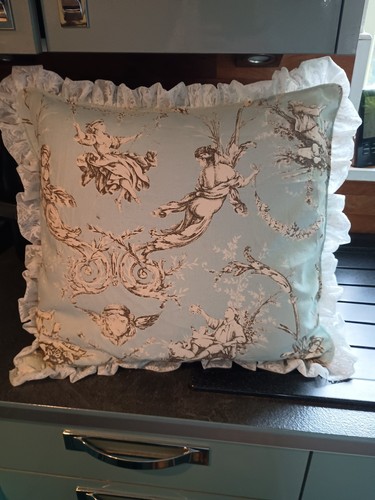 Bnwot french toile - bnwot,