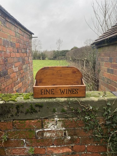 Fine wine shelve - fine,