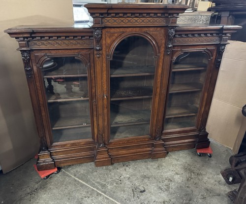 Renaissance carved walnut and - renaissance,