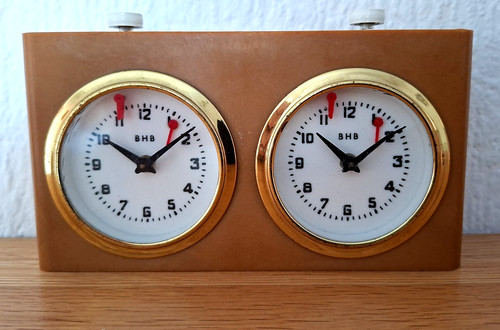 Analogue chess clock timer - analogue,
