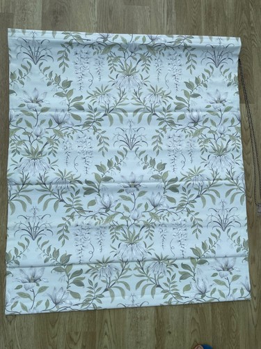 Roman blinds - roman, owned)