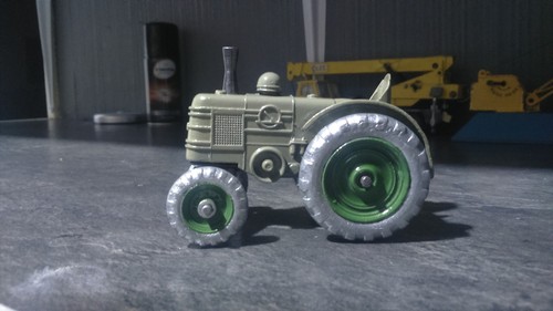 Dinky field marshall - marshall, tractor