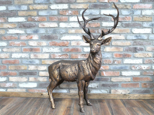 Majestic bronze standing - bronze,