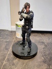 Resident Evil 2 Leon Figure