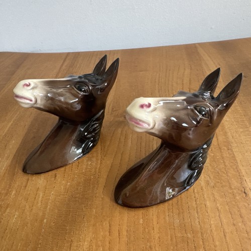 Jema holland horse - horse, pair