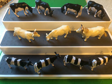 britains farm animals, 3 different breeds of cows in excellent condition