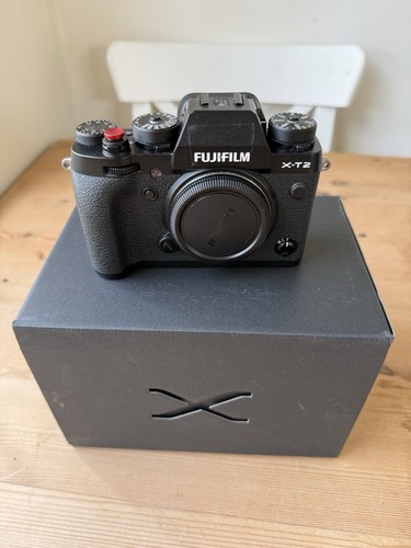 Fujifilm mirrorless - x-t2,