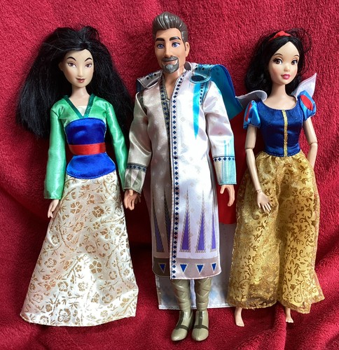 Disney store doll bundle - store,
