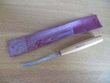 Pfeil (Swiss Made) Carving