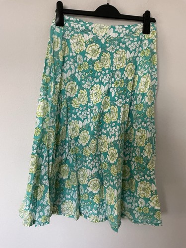 East for anokhi - east, size