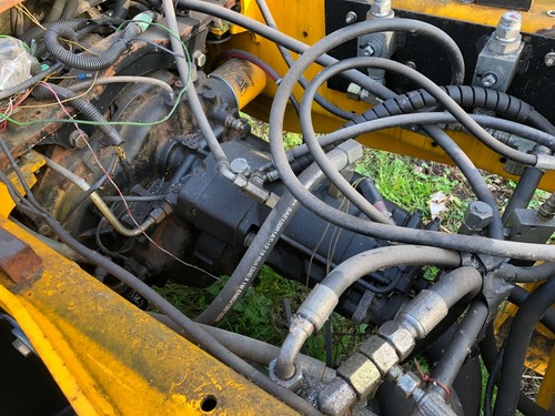 Jcb hydraulic pump - jcb,