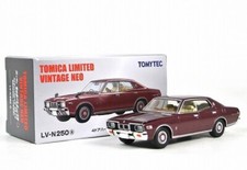Tomytec Tomy Tomica Vintage LV-N250a Nissan Cedric 4 Door HT F-Type 1:64