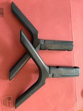 TV STAND FOR 40” SAMSUNG PLUS FITTING SCREWS MODEL UE40NU7120K