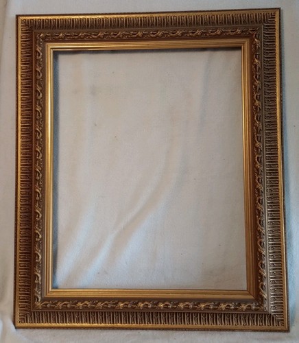 Large vintage picture frame - vintage,