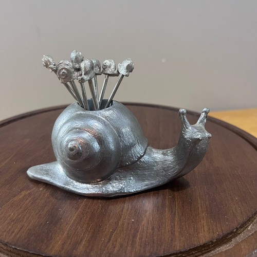Vtg silver metal snail - silver,