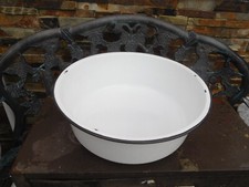 Vintage Enamel Ware Tub Basin