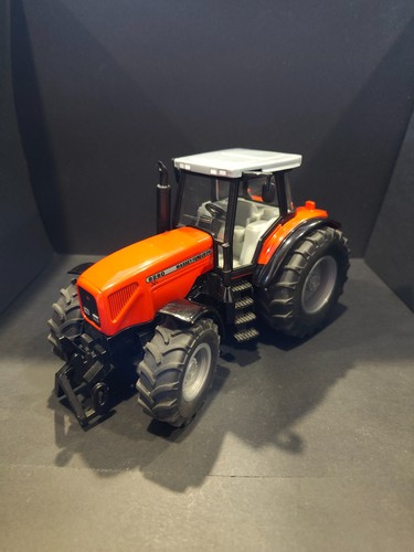 Siku farm vehicles scale - 1/32,