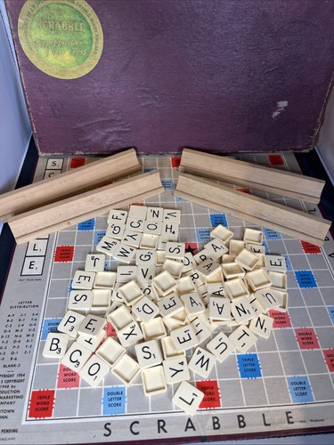 Vintage red 1954 - red, scrabble