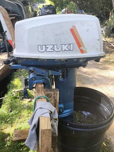 Suzuki dt20 outboard engine - suzuki, 2