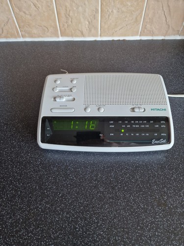 Hitachi easiset tri - tri, band