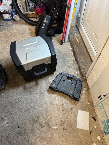 Triumph tiger top box - top, 36l