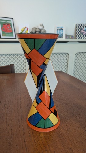 Clarice cliff cubist yo - cliff, "cubist"