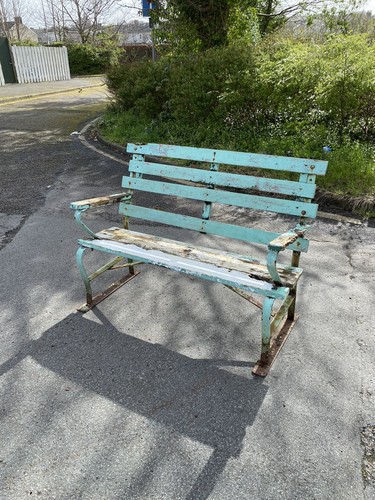 Vintage park railway - vintage, bench