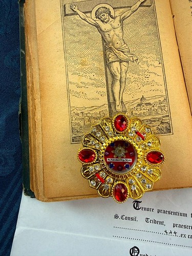 Reliquary saint nicholas - saint,