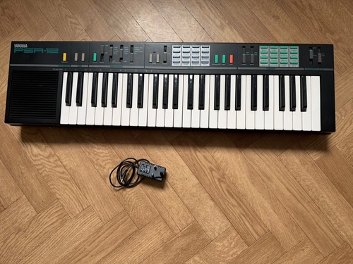 Yamaha psr keyboard - yamaha, psr-12