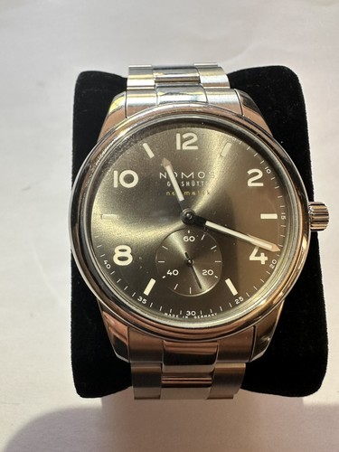 Nomos glashütte club - nomos, sport