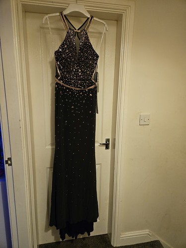Stunning prom dress - stunning,