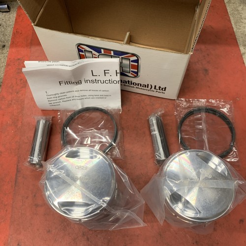 Triumph pistons pre unit - triumph,, pistons,