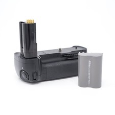 Nikon MB-D200 Battery Grip +