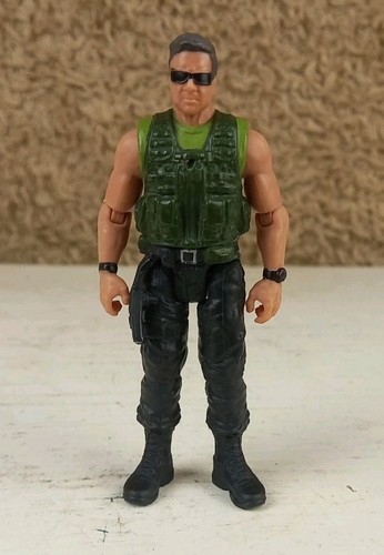 Jurassic world mercenary mike - world,