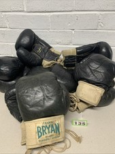 (ONE PAIR) Frank Bryan imperial services London vintage Boxing Gloves. Leather