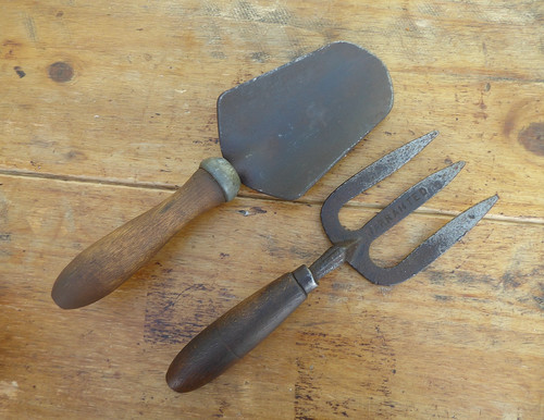 Vintage garden hand - garden,