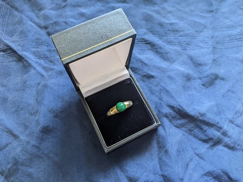 18ct gold jade cabochon - 18ct,