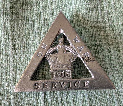War service 1916 badge - service,
