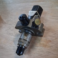 Massey Ferguson 35  Injector