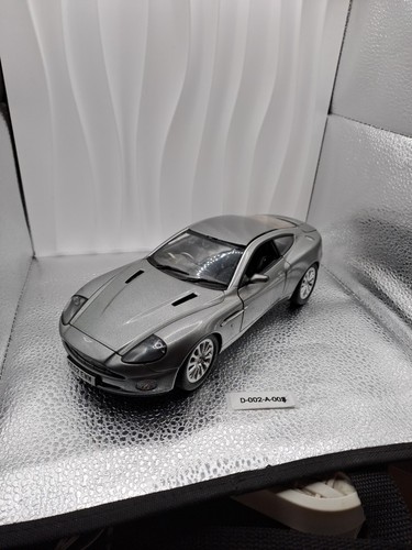 Aston martin vanquish v12 - aston,