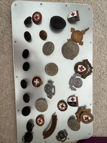 Ww2 red cross buttons - ww2,