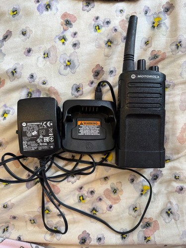 Motorola xt420 two - two-way, radio