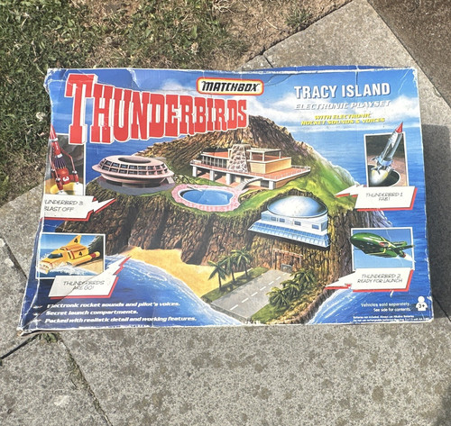 Matchbox thunderbirds tracy - matchbox,