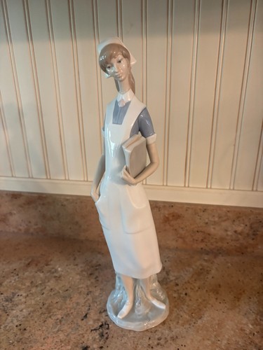 Vtg lladro nurse with - lladro,