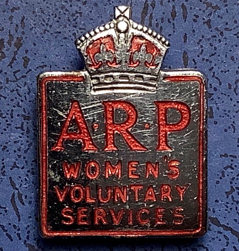Pin badge ww2 - pin,