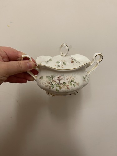 Royal albert haworth - albert, lidded