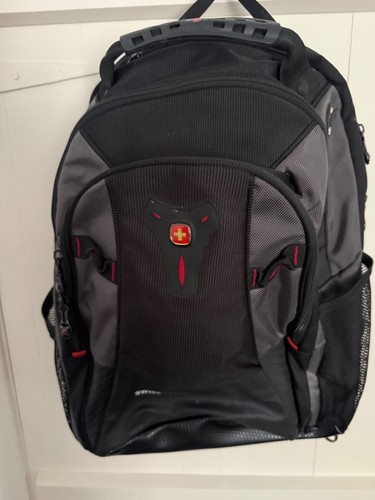 Wenger swiss gear legacy - swiss,