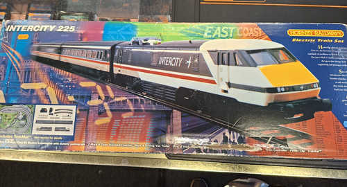 Hornby intercity 225 - train, set