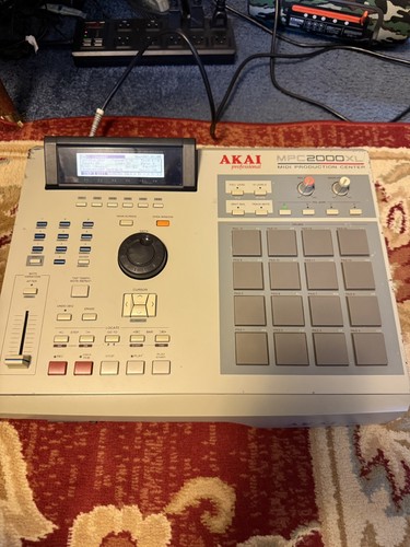 Akai mpc2000xl - akai,