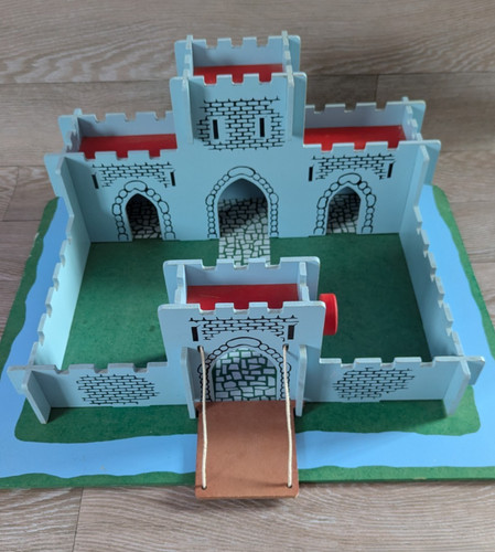 Elc wooden castle - of, courage